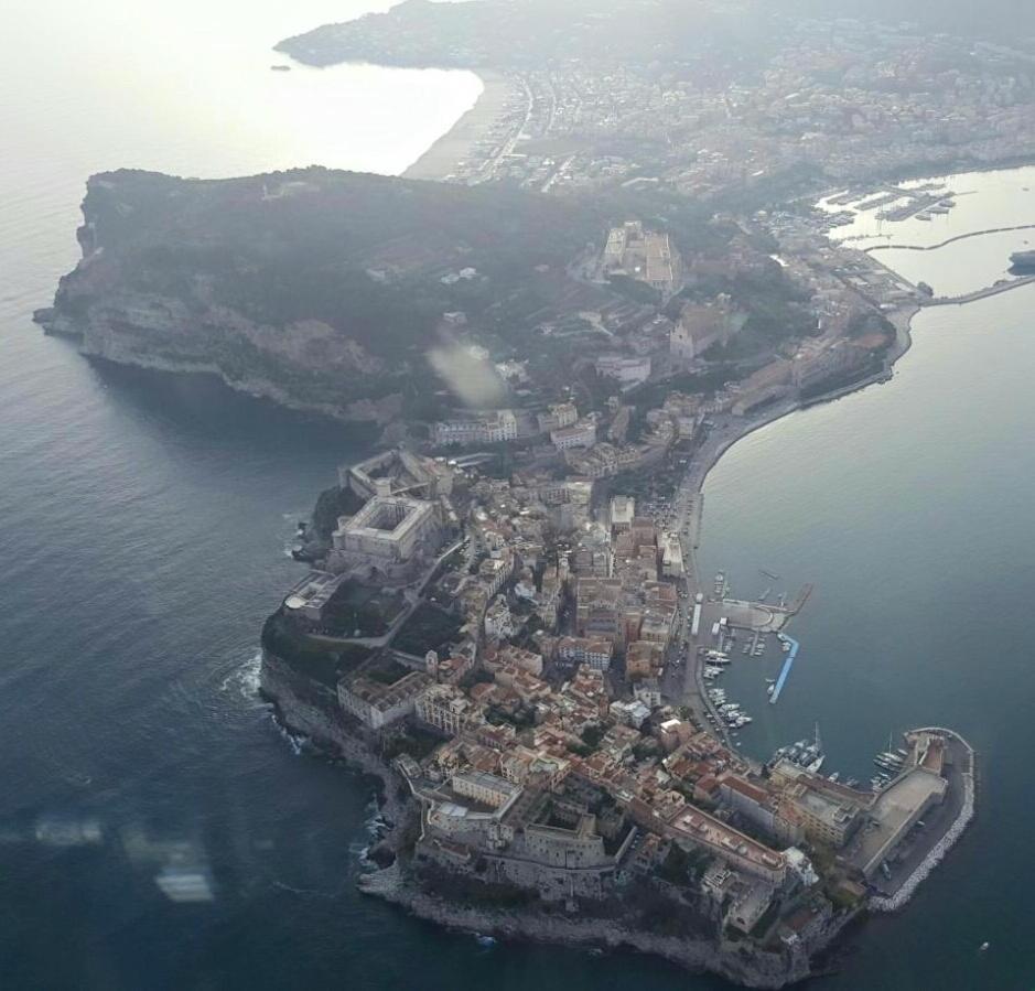 Brezza Di Mare Gaeta B&B Kültér fotó