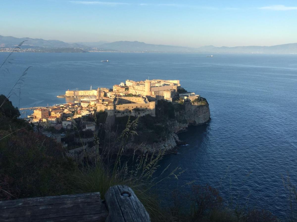 Brezza Di Mare Gaeta B&B Kültér fotó