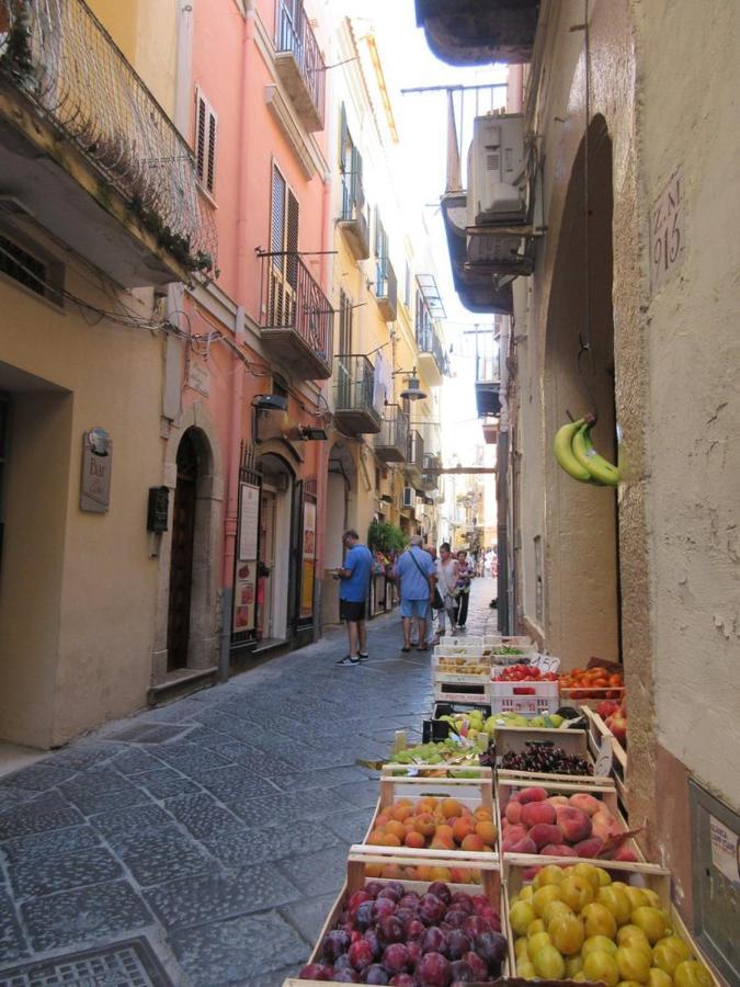 Brezza Di Mare Gaeta B&B Kültér fotó