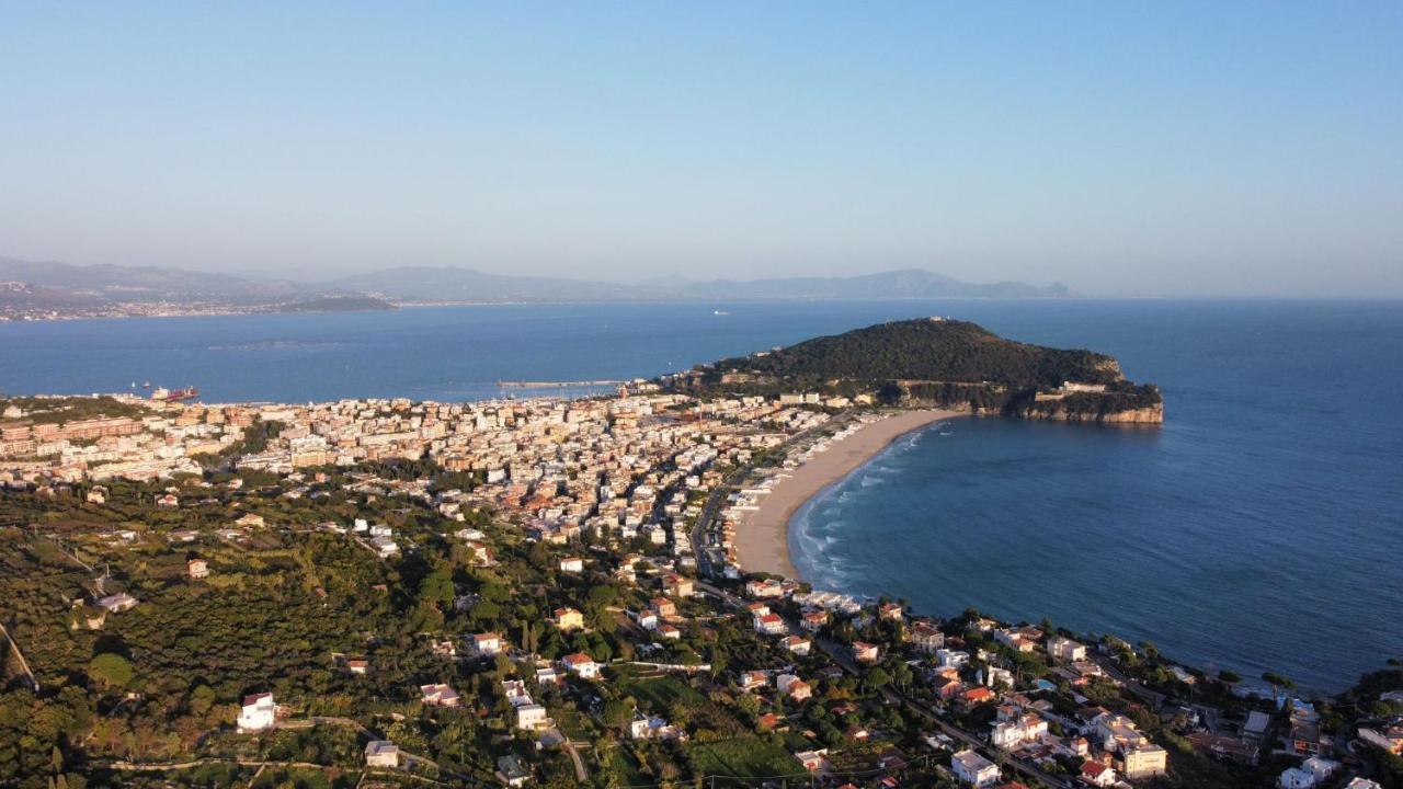 Brezza Di Mare Gaeta B&B Kültér fotó