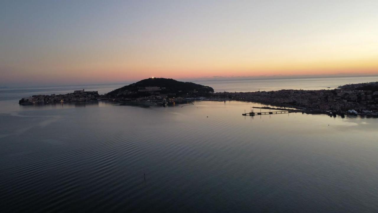 Brezza Di Mare Gaeta B&B Kültér fotó