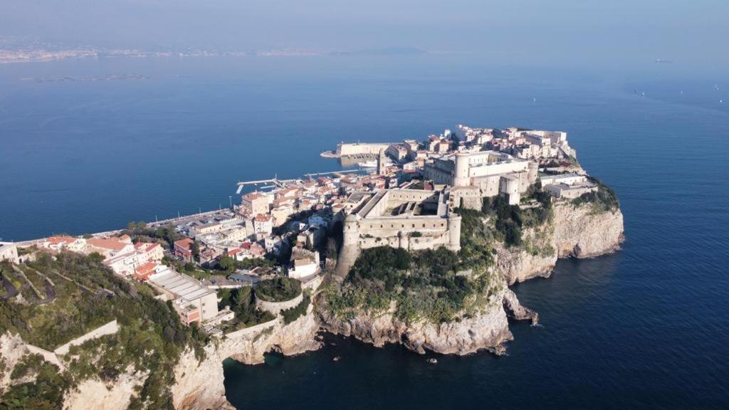 Brezza Di Mare Gaeta B&B Kültér fotó